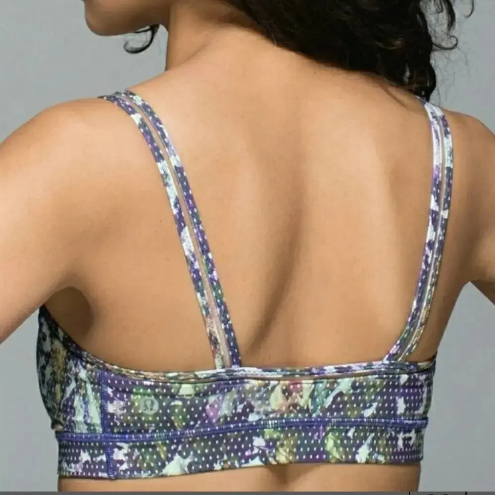 Lululemon athletica Straight Up Bra Size 6